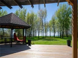 10 Acre Luxury Lakehouse Private Beach TV Room - Image 5
