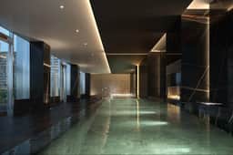Elegant 1BR Yorkville Suite | City Views - Image 4