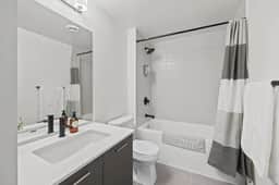 Boutique 1130sqft Stockyard Condo with Parking - Image 3