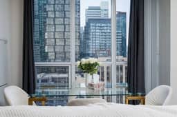 Bright 3BR Condo w/ Roger Centre & Skyline Views - Image 5
