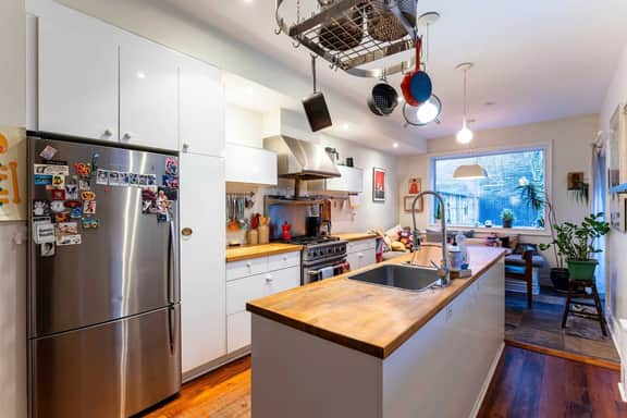Elegant 3BR Toronto Home • Fully Equipped + Piano - Image 4