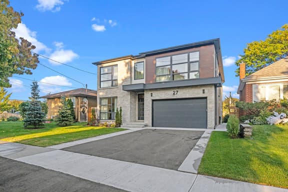 Spacious & Elegant Three Story 6 Bed Townhouse - Image 1