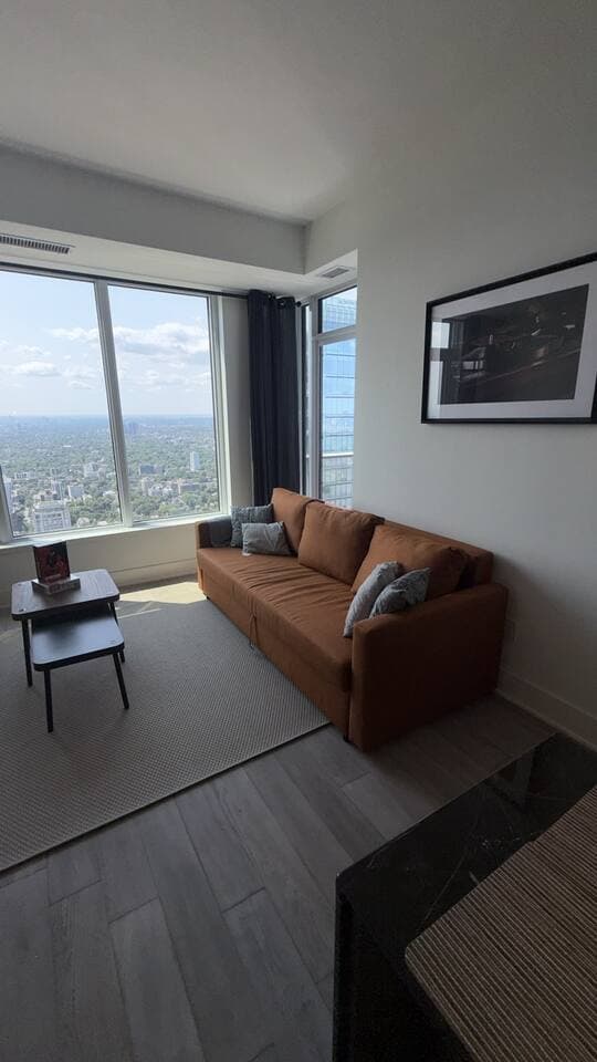 Modern 2BR Haven | City Views - Image 1